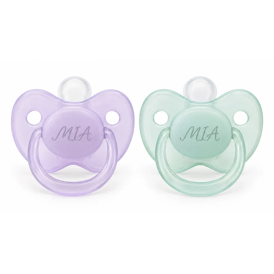 KI-Symbolbild, nicht das Originalprodukt: NUK Starlight mit Namen (2er-Set)